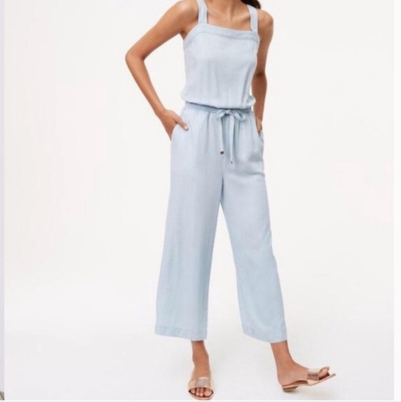 NWT Loft Chambray Jumper Medium - Picture 2 of 4